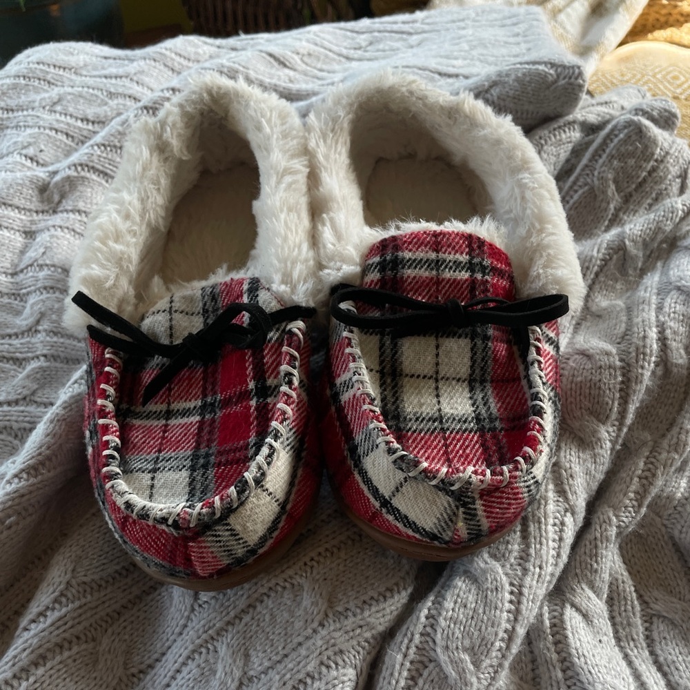 Flannel, fur lined moccasin slippers,